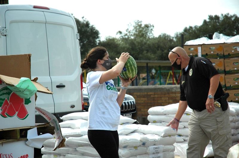Food Bank drive up distribution 8