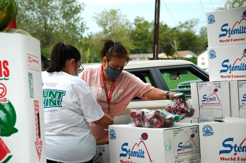 Food Bank drive up distribution 23