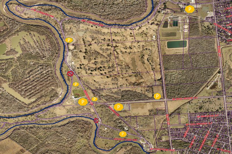 Map shows parking at Children's Park, duck pond, Rierside Stadium, Texas Zoo and other spots